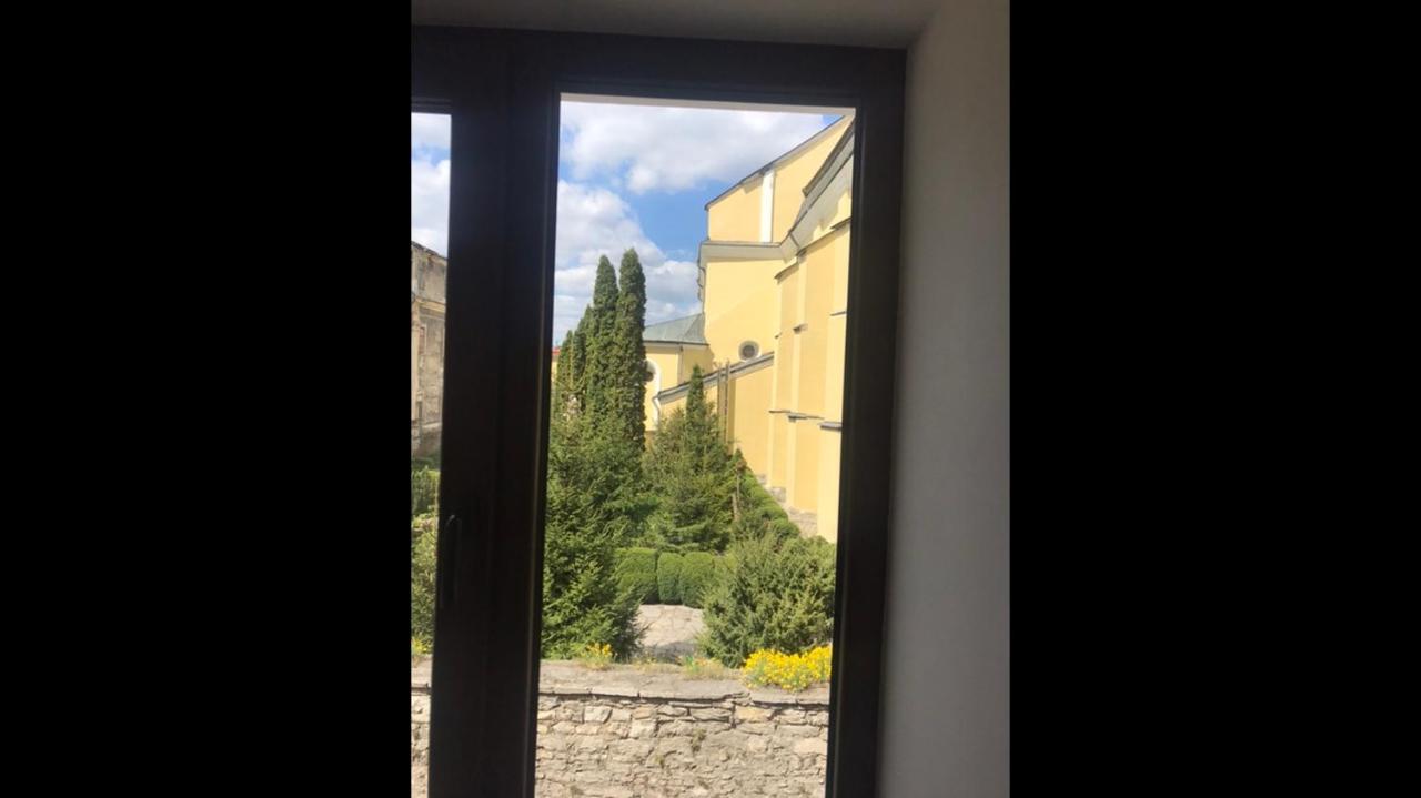 Бажане Місце Apartamento Kamianets-Podilskyi Exterior foto